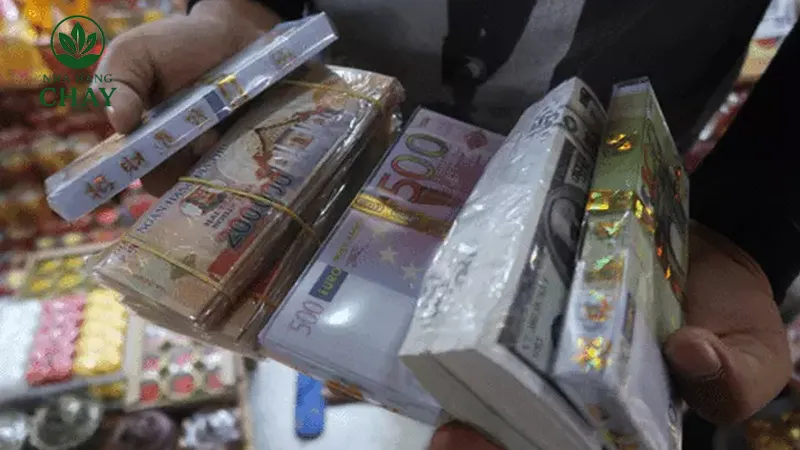 Tiền âm phủ trong nghi lễ Việt Nam: Bối cảnh, phong tục và ý nghĩa từng dịp