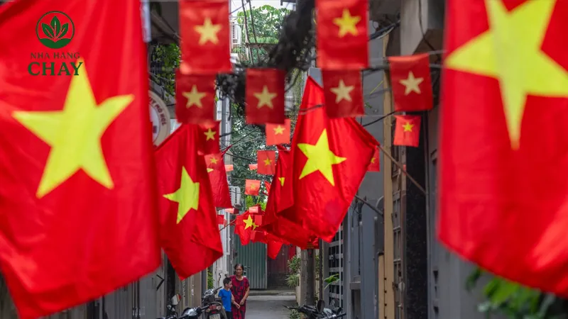 Các khía cạnh của tổ quốc: Lịch sử, văn hóa, ẩm thực, giáo dục, tinh thần dân tộc